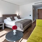 Hotel Maggiore - Welcome! Muralto